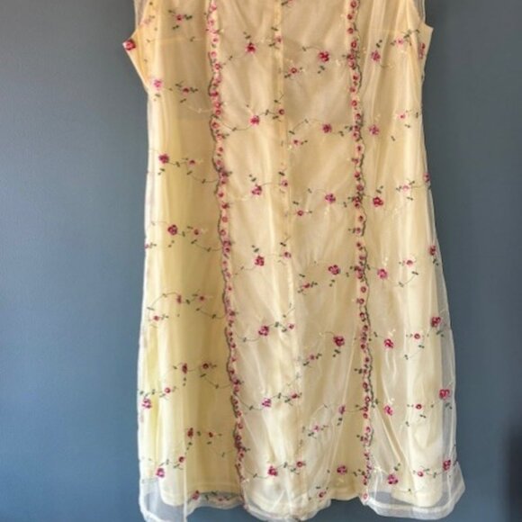 Angela 1X Shift Dress Yellow Sheer Boho Feminine Floral Embroider Cottage Core - Picture 2 of 7